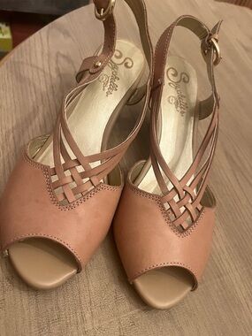 Seychelles Pink-Tan Peep Toe Woven Slingback Heels